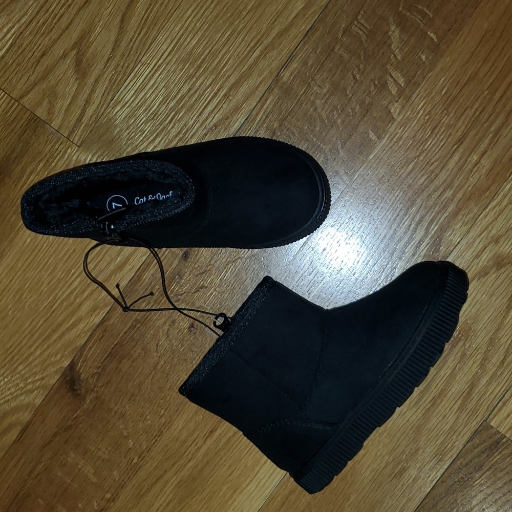 New Cat & Jack Black Platform Zip Up Boot Size 7
